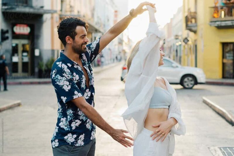 Alicante Salsa Lovers Dance Experience - The Venue and Atmosphere