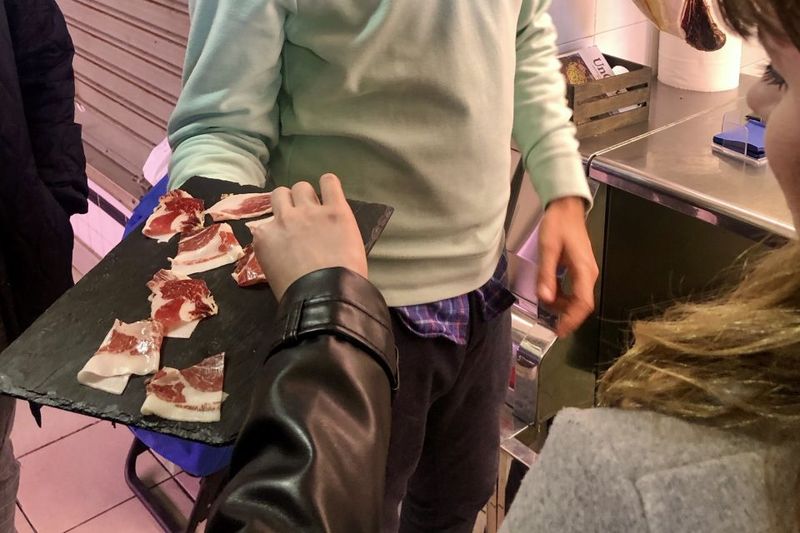 Alicante: Secret Flavors Food Tour - Cheese, sweets, and the best closing bite