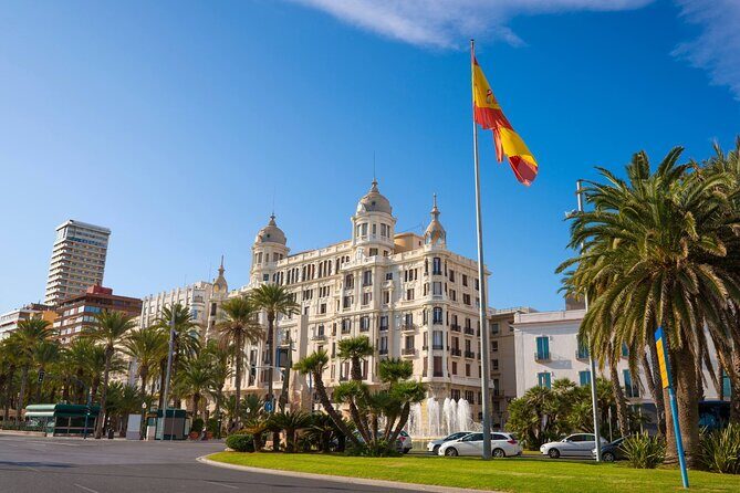 Alicante Semi-Private Tour: City, Castle, Market & Tapas Walk - Travel Experience & Group Size