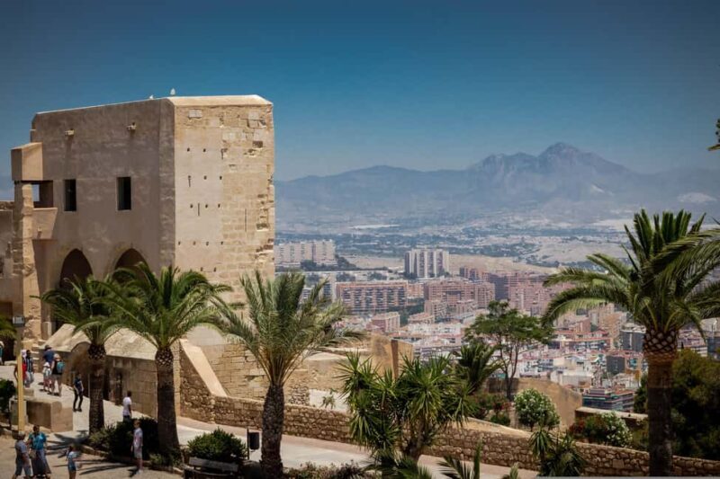 Alicante Shared Tour Old town, Elche & Huerto del Cura Grdns - Key Points