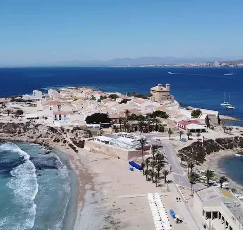 Alicante/Torrevieja: Excursion to Tabarca by ferry, Santa Pola, and Laguna Rosa - What to Expect from This Tour