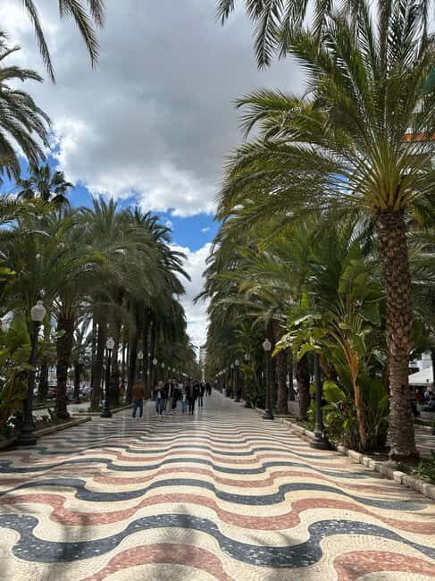 Alicante Walking Tour - Discover the town Through Its Scents - The Practical Details