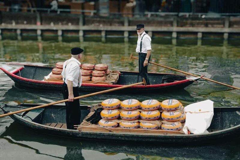 Alkmaar: Friday Cheese Market and Hoorn Private Tour - Who Is This Tour Best For?