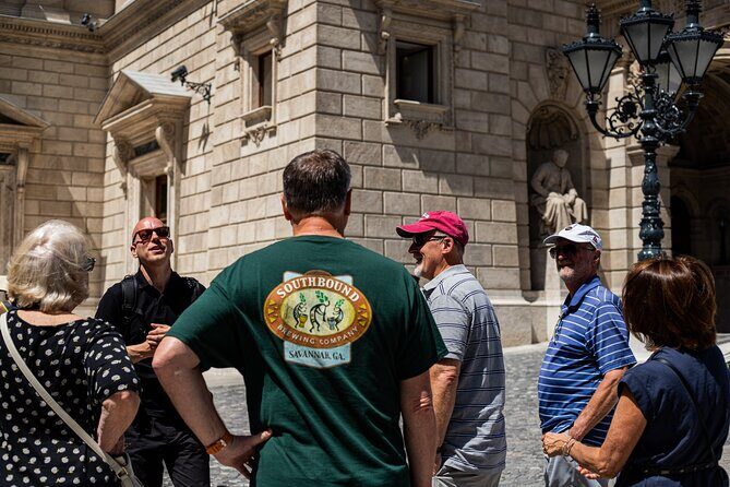 All About Budapest: Full Day Walking Tour with Lunch & Metro Pass - Who is This Tour Best for?