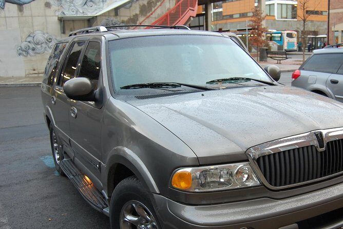 All day Guided Winery Transport for Six - Key Points