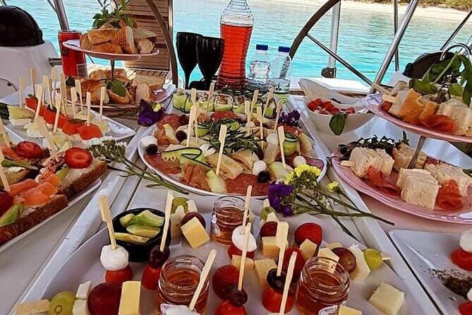 All incl. Rhenia & Sunset at Little Venice, hotel/cruise pickup - Practical Details & Logistics