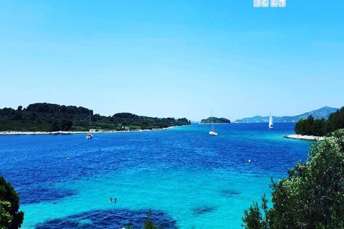 All-inclusive Gastro Blue Cave Tour from Split - Key Points