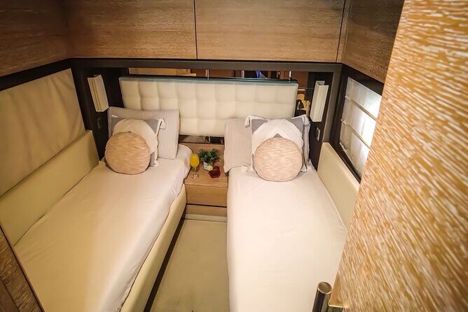 ALL INCLUSIVE Luxury 70 ft. Azimut Yacht in Cabo San Lucas - The Experience: Pros and Cons