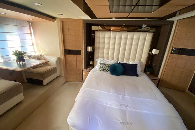 ALL INCLUSIVE Luxury 70 ft. Azimut Yacht in Cabo San Lucas - FAQ