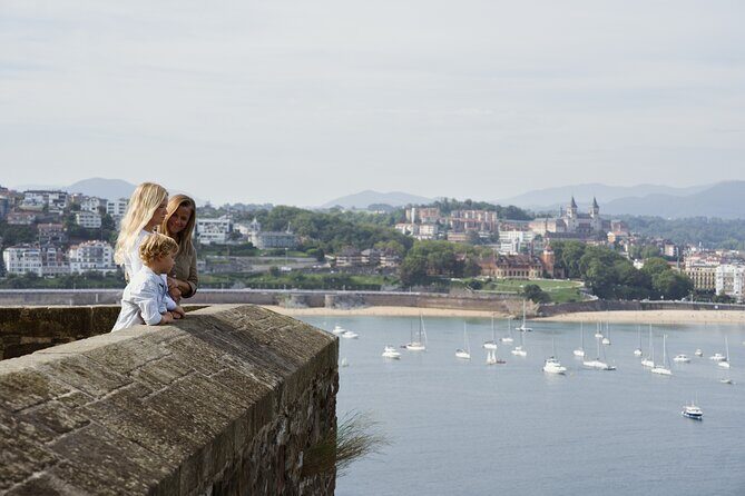 All Inclusive Private Family Photoshoot in San Sebastian - How to Make the Most of It