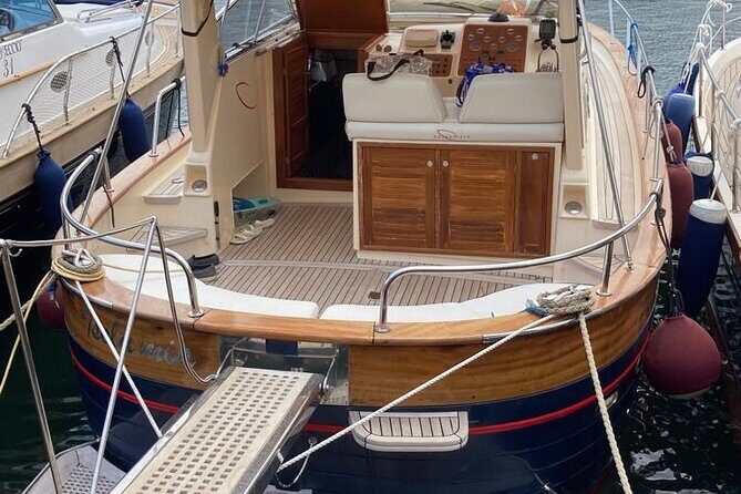 All inclusive private tour in the Archipelago of La Maddalena - The Food and Drinks: What’s Included