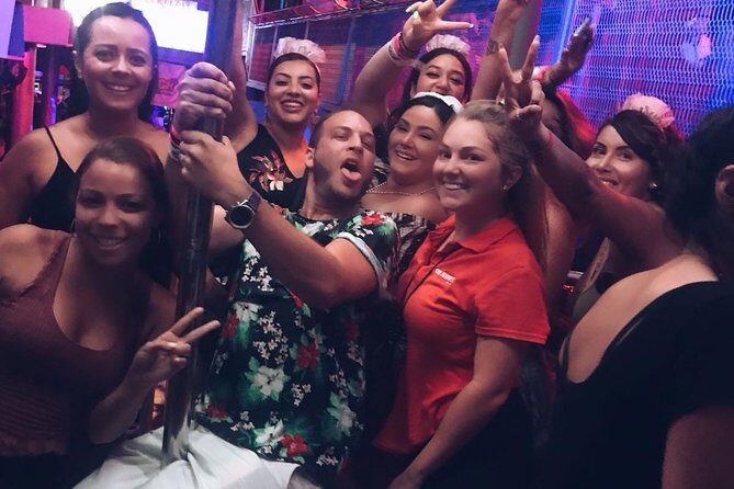 All you can drink- Club Crawl Los Cabos - A Friendly Look at the All-You-Can-Drink Club Crawl in Los Cabos