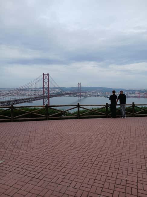 Almada: City Tour with Tuk-Tuk Ride and Cristo Rei Visit - Practical Details and Tips