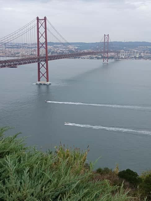 Almada: City Tour with Tuk-Tuk Ride and Cristo Rei Visit - FAQ