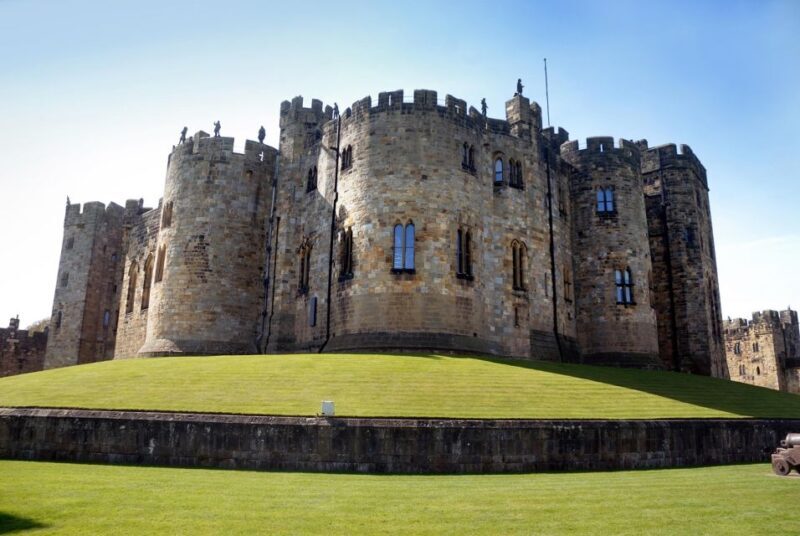 Alnwick Castle and Scottish Borders Tour from Edinburgh - The Downsides
