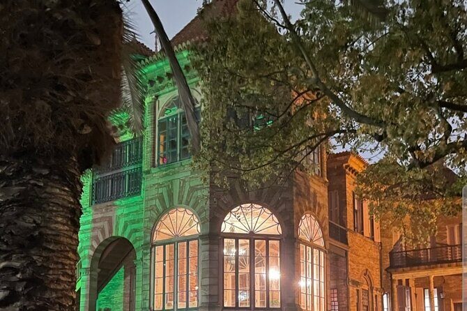 Al's Ghost tour : a small group experience - Key Points