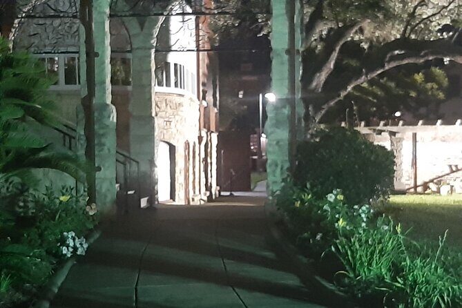 Al's Ghost tour : a small group experience - FAQ