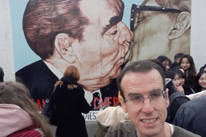 Alternative Berlin Private Tour with Jacob - Graffiti and Squats - Key Points