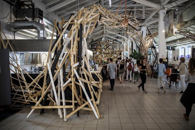 Alternative Prague Walking Tour - Key Points