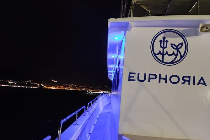 Amalfi Coast by boat with aperitif, lunch and sea breaks - FAQs