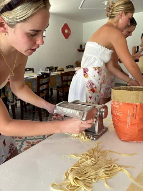 Amalfi Coast: Mozzarella, Pasta and Tiramisù Cooking Class - The Value and Practicalities