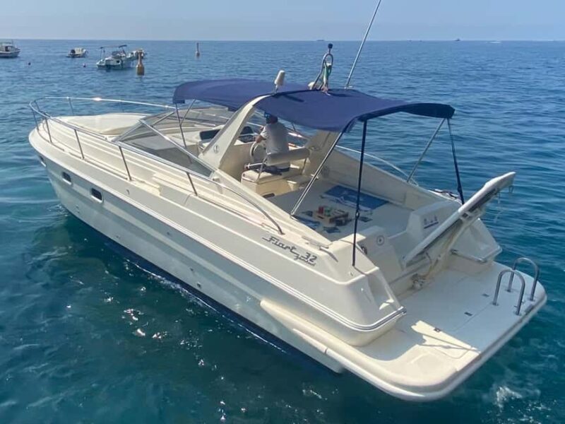 Amalfi Coast Private Boat Tour with Drinks & Snacks - The Boats and Comfort