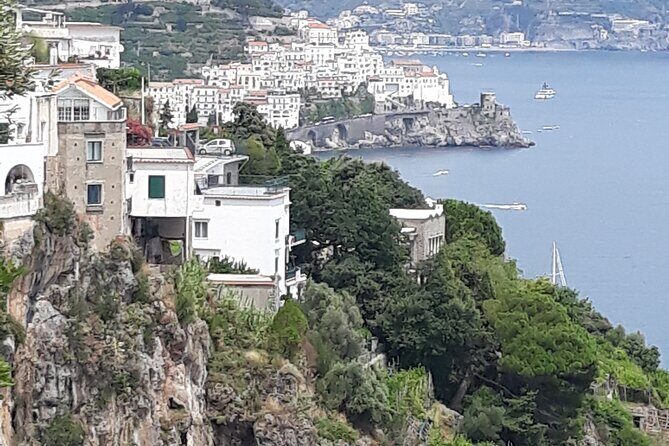 Amalfi: Private Transfer from Naples - Why Opt for This Private Transfer?