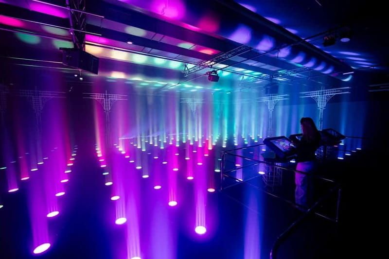 AMAZE Amsterdam: Immersive Audiovisual Experience - The lights, lasers, and audio design you’ll notice right away