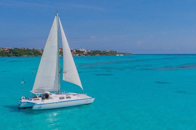 Amazing Catamaran to Isla Mujeres for the best price - Who Would This Tour Suit?
