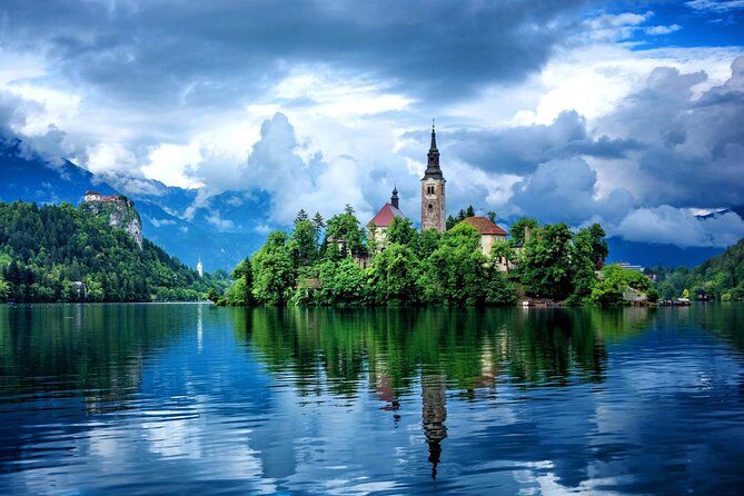 Amazing Lake Bled and Ljubljana - Private Tour from Trieste - Exploring Slovenia’s Gems: Lake Bled and Ljubljana with a Private Guide