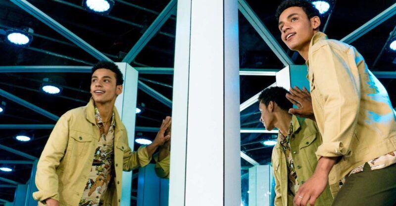 American Dream: Mirror Maze Admission Ticket - Key Points