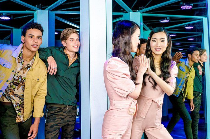 American Dream Mirror Maze Ticket - Who Will Love This?