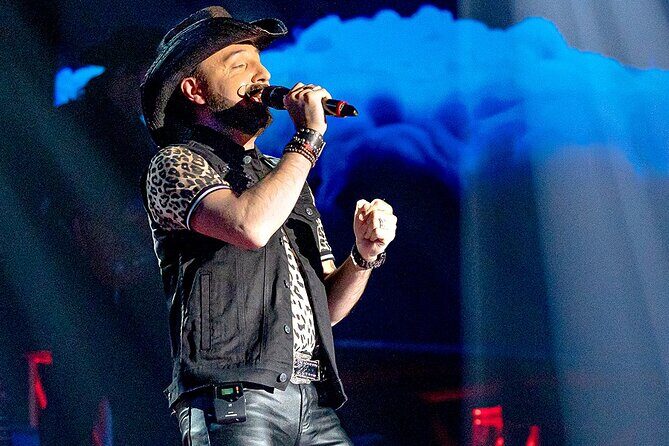 America's Top Country Hits - Admission Ticket - What’s Included and What’s Not?