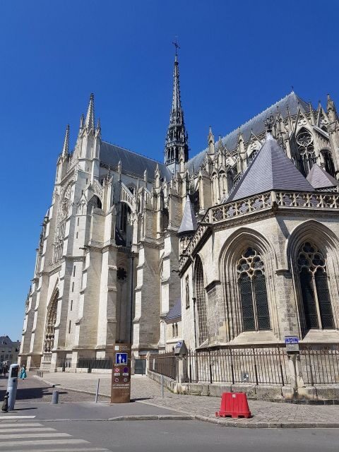Amiens Private Guided Walking Tour - FAQs