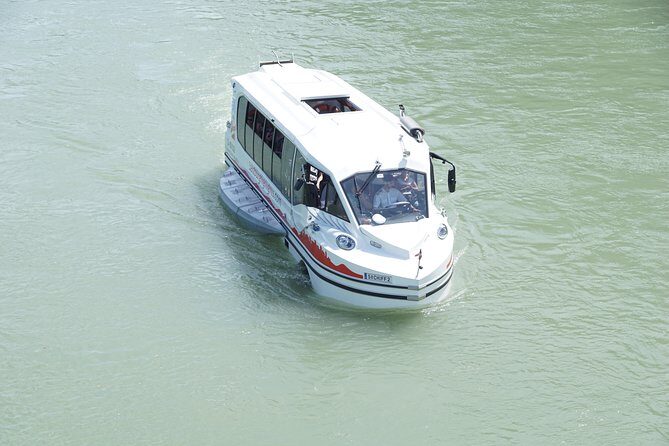 Amphibious Splash Tour on the water & on the land in Salzburg - A Deep Dive into the Salzburg Amphibious Splash Tour