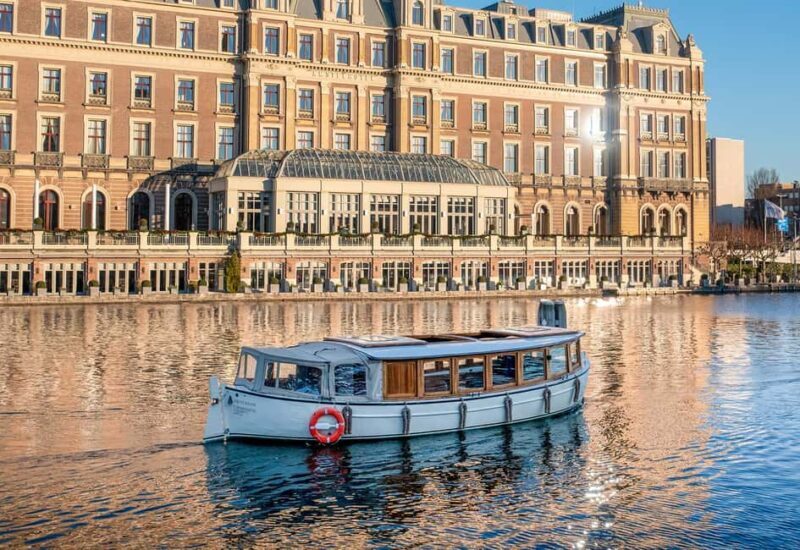 Amsterdam: 2-Hour Luxury Canal Cruise with Snacks & Drinks - A Closer Look at the Experience