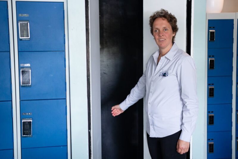 Amsterdam: 3 Course Dinner in the Dark - The Atmosphere and Environment