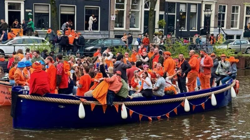 Amsterdam: 3 Hour Kings Day Boat Party with Unlimited Drinks - FAQ