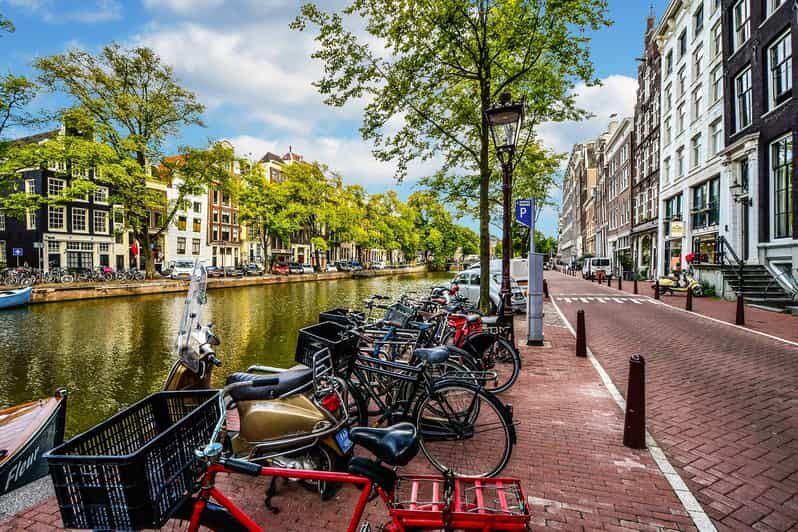 Amsterdam: 3-Hour Private Bike Tour of the City Center - Comfort and Practicalities