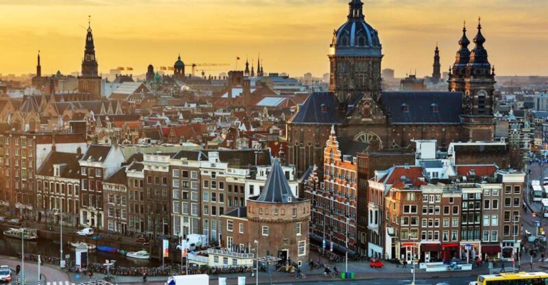 Amsterdam: 3-Hour Private Highlights City Tour by Minivan - Why This Tour Might Be Worth It