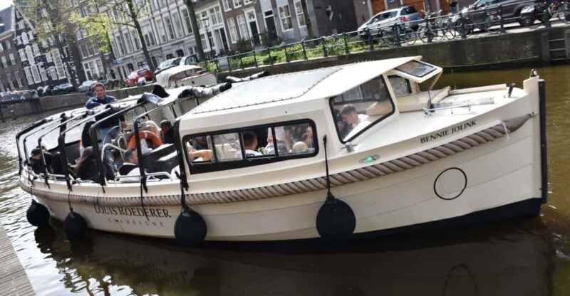 Amsterdam: 420 Smoke-Friendly Boat Tour - Amsterdam: 420 Smoke-Friendly Boat Tour – A Relaxed Canal Experience