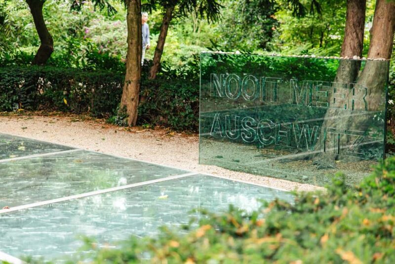 Amsterdam: Anne Frank Guided Walking Tour in DE/EN/IT/ES - Practical Details and Value