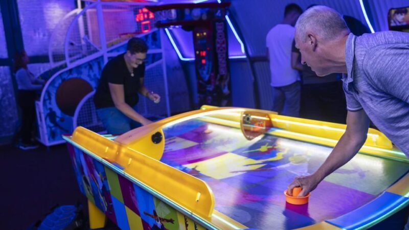 Amsterdam Arcade Game Hall: Classic & Modern Fun, UP Events - Frequently Asked Questions