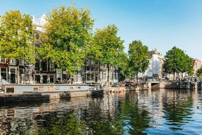 Amsterdam Bike Tour in Small Group + Optional Canal Cruise - Who Is This Tour Best For?