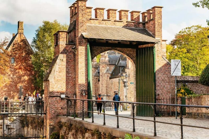 Amsterdam: Brussels & Bruges w/ Optional Chocolate Tasting - An Overview of the Tour Experience