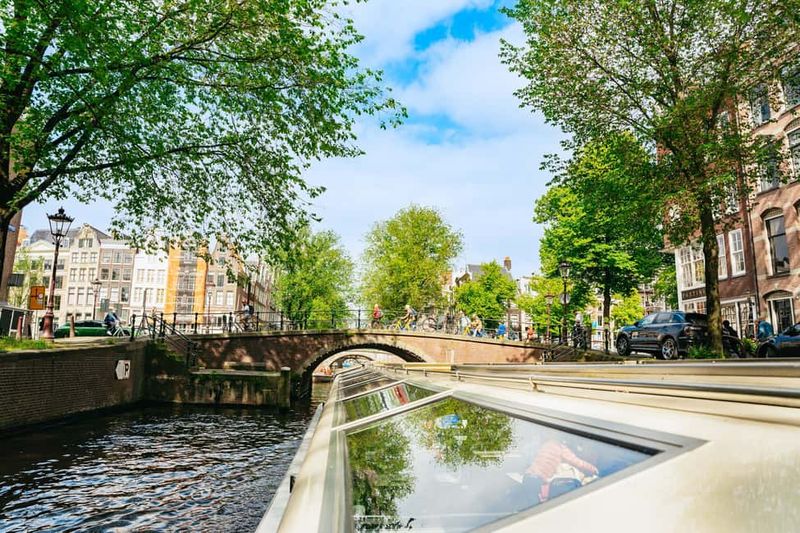Amsterdam: City Canal Cruise and Rijksmuseum - Optional snack box: small treats that make the cruise better