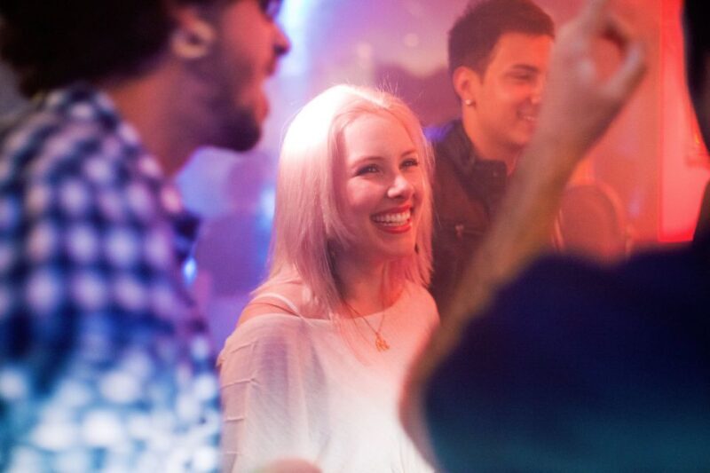 Amsterdam: City Center Bar Crawl and Nightlife Experience - What Travelers Say