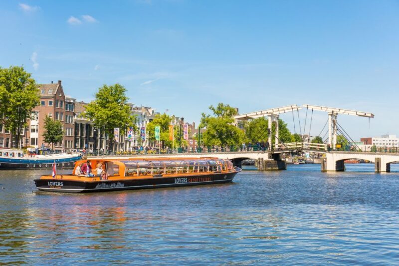 Amsterdam: City Centre Canal Cruise including Audioguide - What’s Included and How It Works