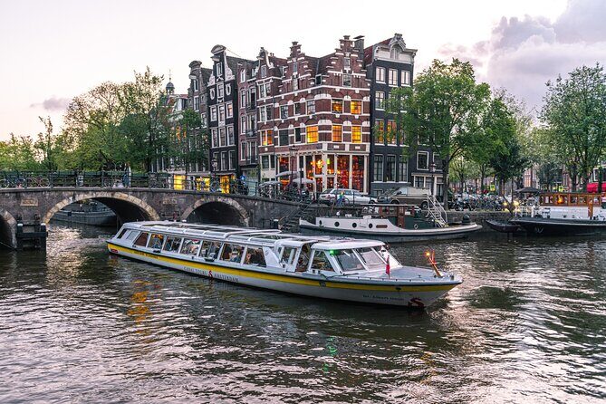 Amsterdam City Centre Cruise with Free Stroopwafel - FAQ