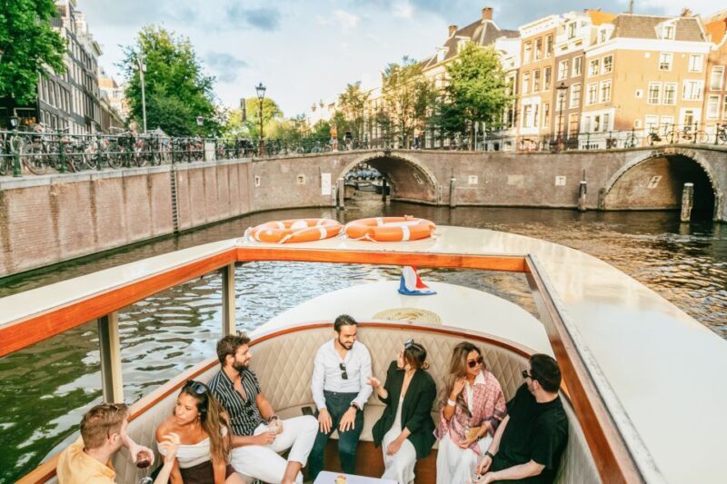 Amsterdam: Classic Saloon Boat Cruise with Cheese & Wine - FAQs
